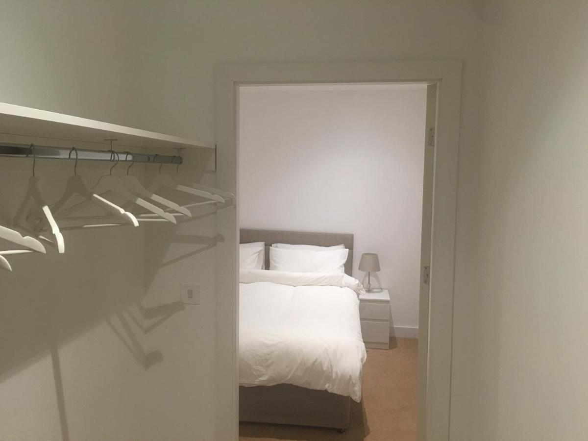 Luxurious Serviced Apartment In كرويدون المظهر الخارجي الصورة